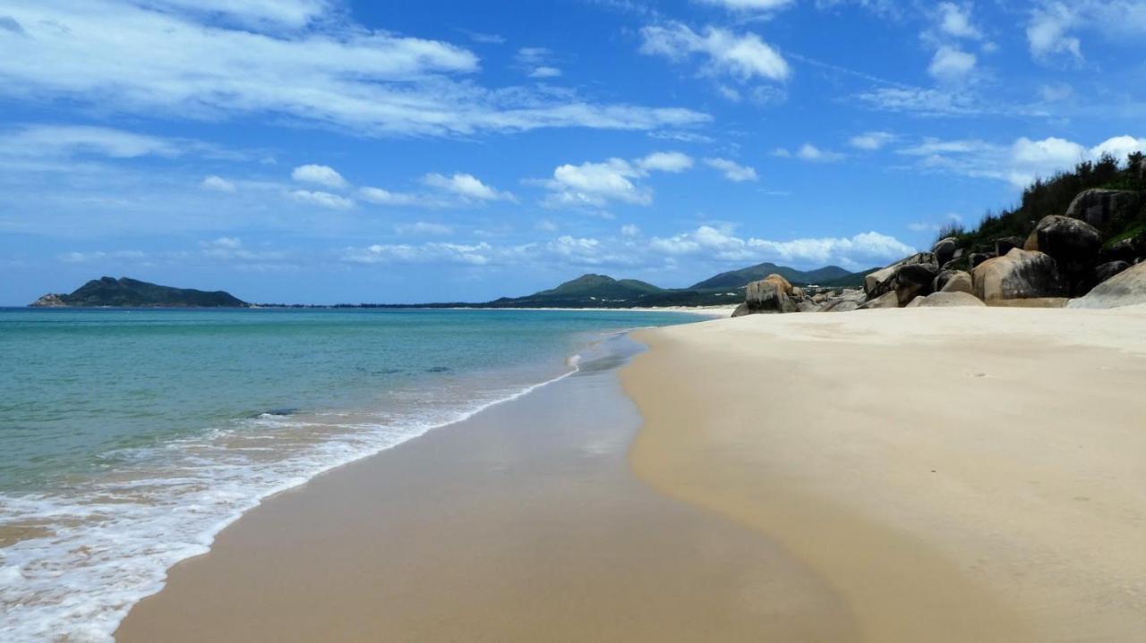 Lucky Spot Beach Bungalow Song Cau Екстериор снимка